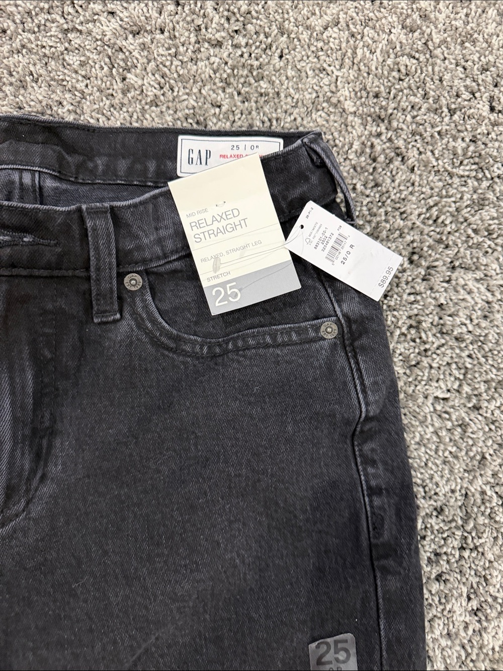 GAP Women's Relaxed Straight Jeans — Black Wash